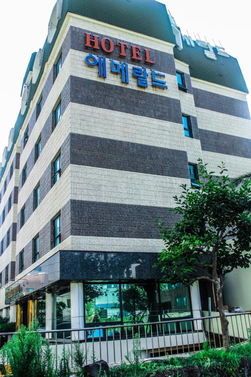 Emerald Hotel 济州市 外观 照片
