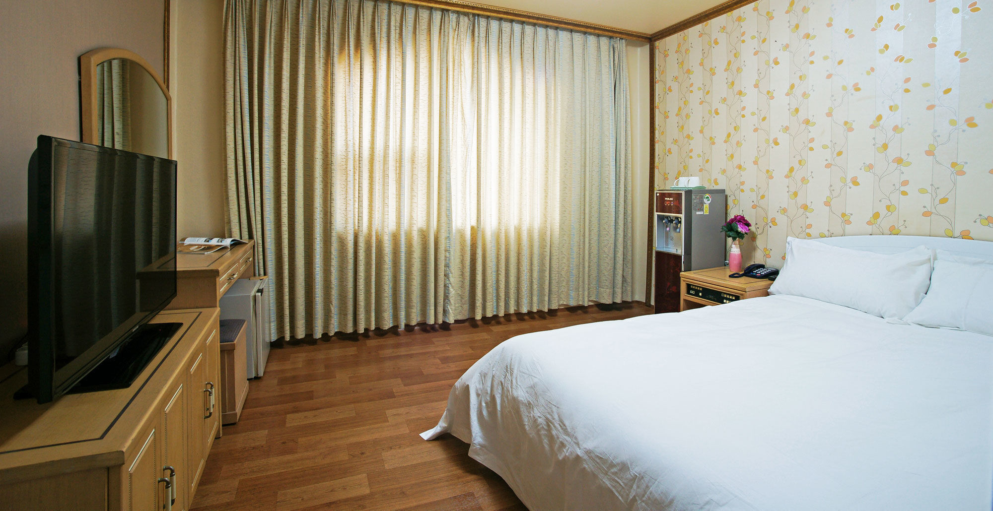 Emerald Hotel 济州市 外观 照片